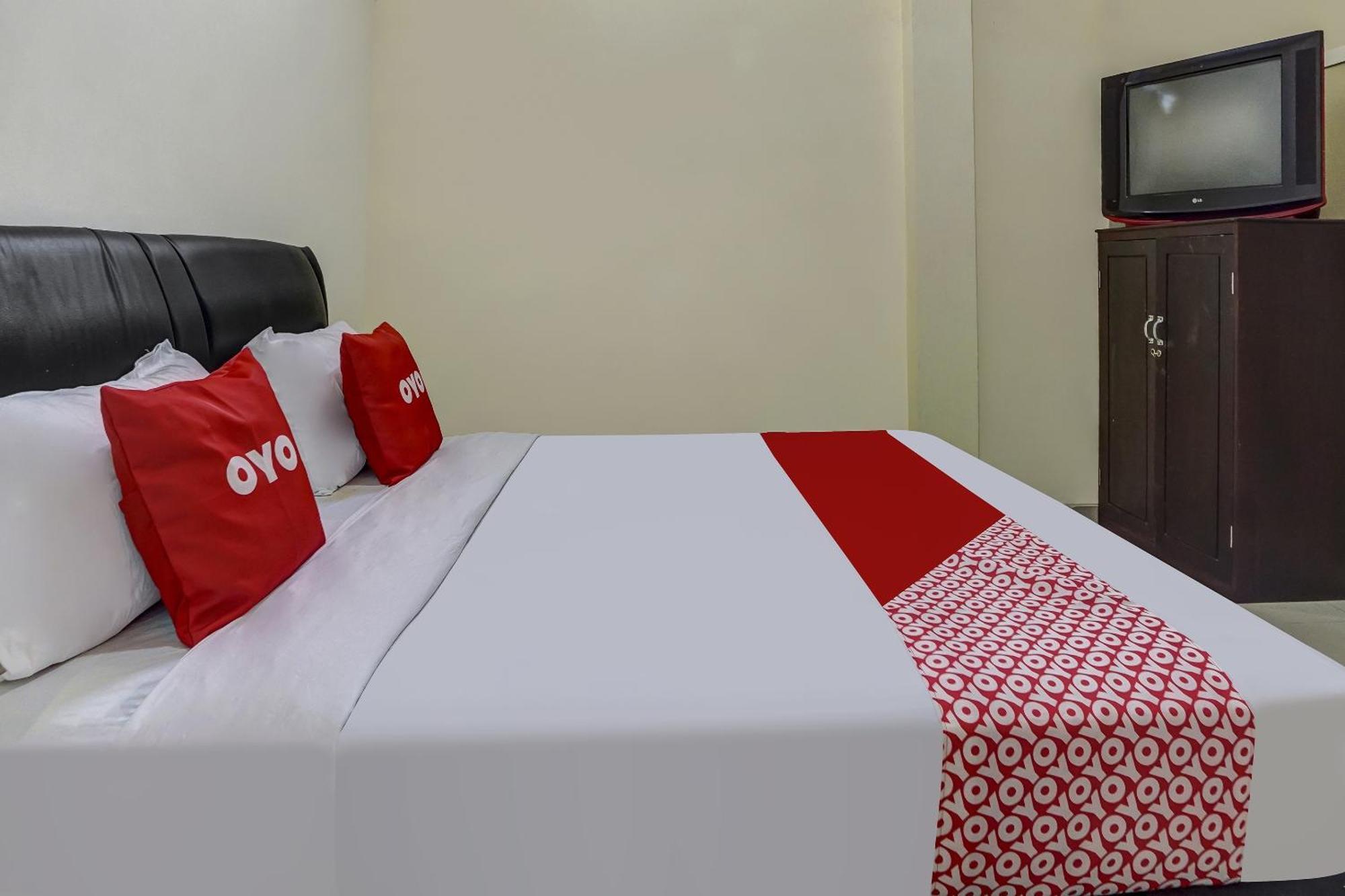 Oyo 91084 Oke Guest House Маланг Экстерьер фото
